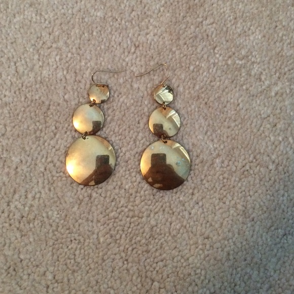 Earrings - Picture 1 of 2