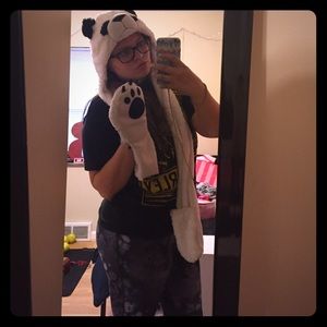 Panda hat with sleeves