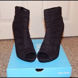 Black peep toe booties