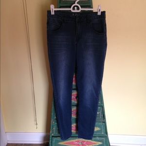 Delia*s Highwasted 'Liv' Jeggings