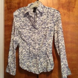 Floral button down shirt🌸🌻🌼🌷