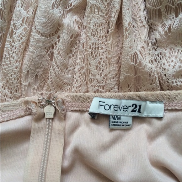 F21 ROSE LACE DRESS - Picture 4 of 4