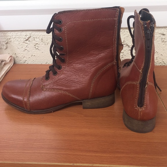 Brand New Steve Madden Combat Boots - Picture 2 of 4