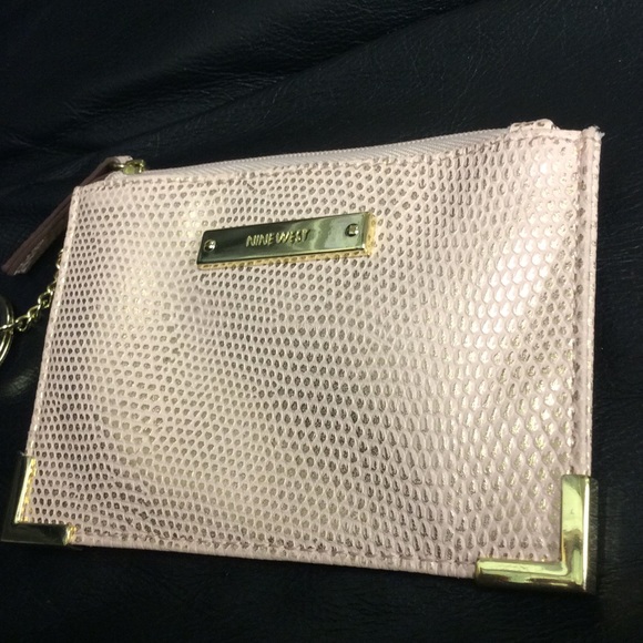 Nine West wallet