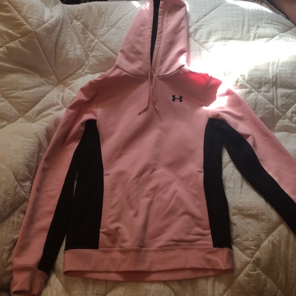 Pink under armour sweatshirt