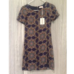 Printed shift dress