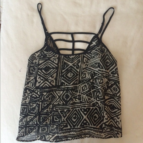 Crop top