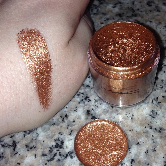 Mac LE rush metal pan pressed