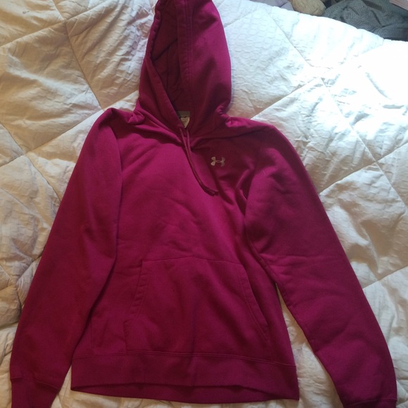 Magenta under armour sweatshirt