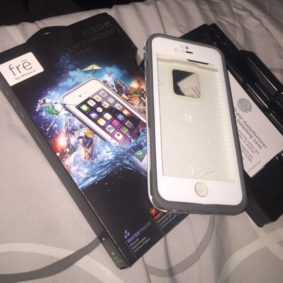 iPhone 6 frē lifeproof case