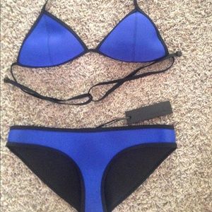 NWT Malibu blue triangl Chloe bikini