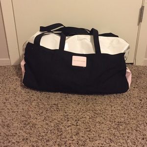 vS duffel bag