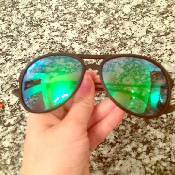 Auth Ray Ban Aviator Matte Black with Green Mirror
