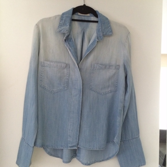 Light chambray l/s cropped shirt.