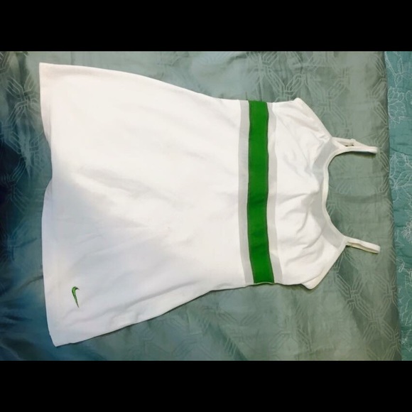 Nike S top