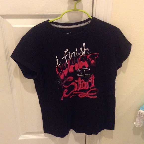 Black tee