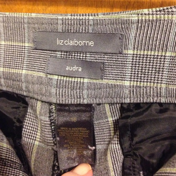 Liz Claiborne plaid pants - Picture 3 of 4