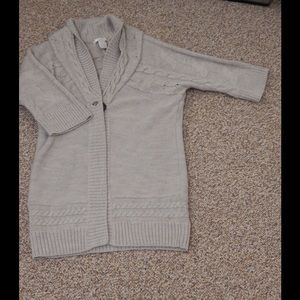 Short sleeve sweater