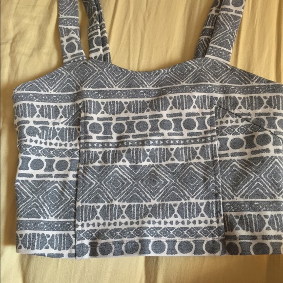 Brandy Melville gray tribal print crop top