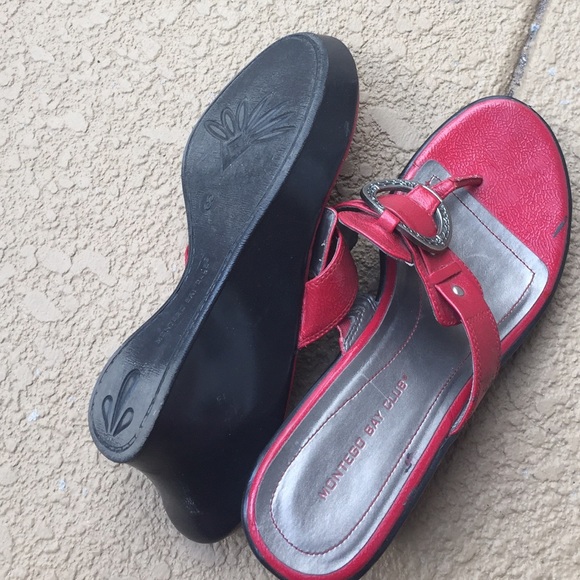 Sandals - Picture 2 of 3