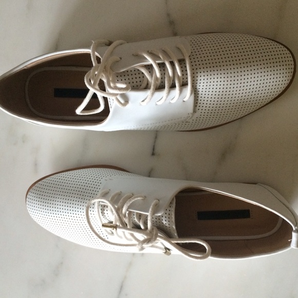 Zara White oxfords