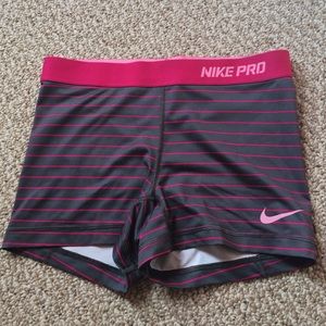 Nike pro 5"