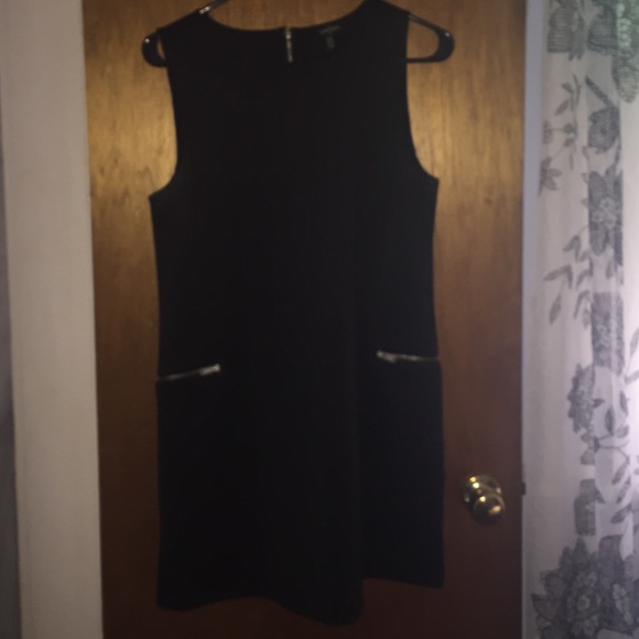Black zippered dress only worn once