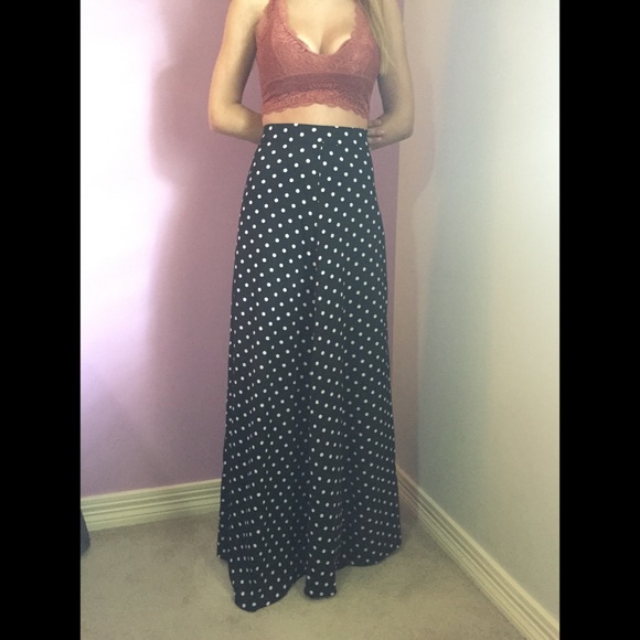 DailyLook Polka Dot Skirt