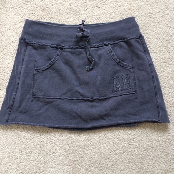 American Eagle mini skirt