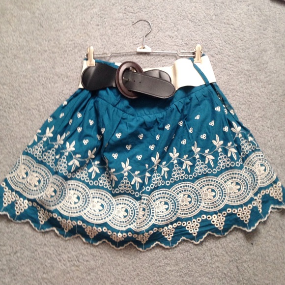 Skirt with belt!