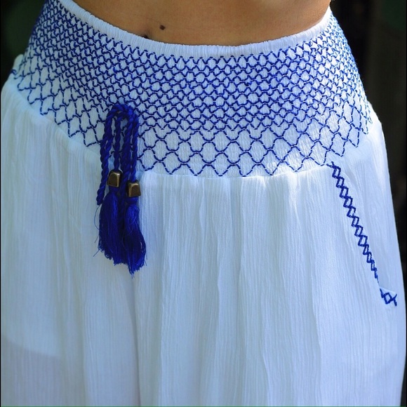 SOLD OUT Hamptons White Palazzo Pants - Picture 2 of 4