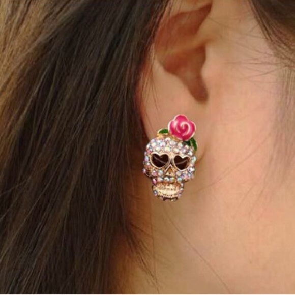 Pave Crystal Skull Earrings - Picture 3 of 4
