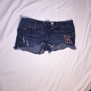 Hollister short