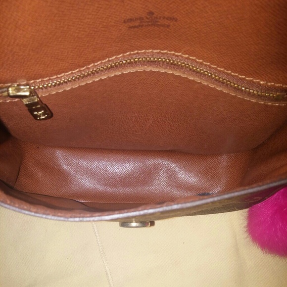 *MORE PICS.....Louis Vuitton St. Cloud - Picture 3 of 5