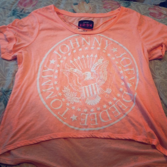 Cotton on Ramones shirt