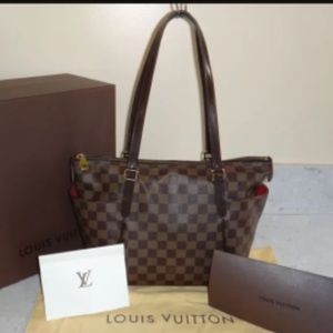 ❌sold❌Louis Vuitton totally PM bag