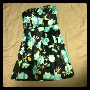 Trixxi strapless mid thigh length floral dress