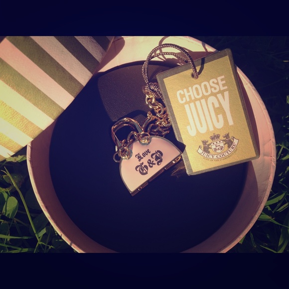 Sephora Juicy Couture Lip Gloss Charm