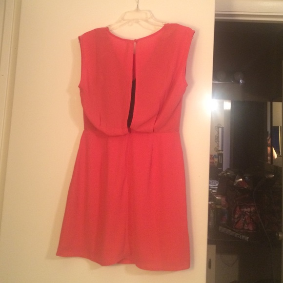 Price reduced! Pretty coral and black lace dress - Picture 2 of 4