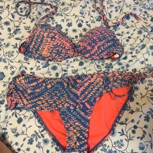 Bathing suit set