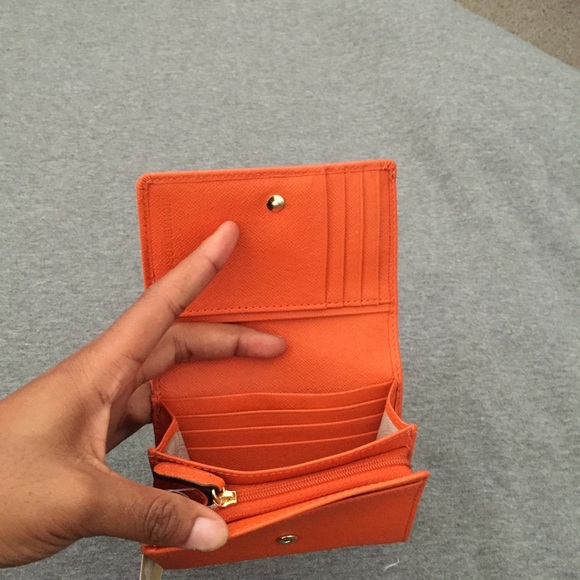 Authentic 💯 MICHAEL KORS - Picture 2 of 4