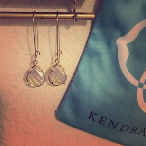 Kendra Scott - Dee Earrings in Ivory Pearl (Clear)