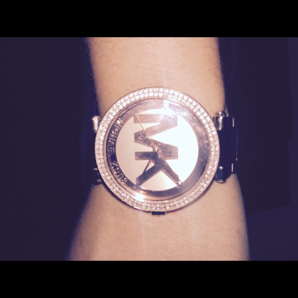 Micheal kors rosegold watch