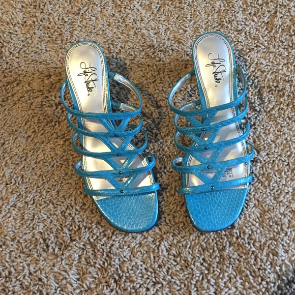 Woman shoes