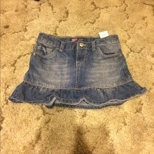 Girls size 6 skort
