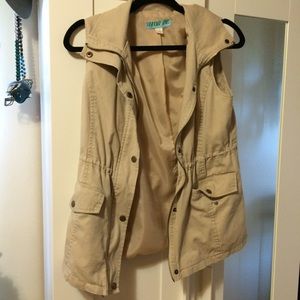 Cute vest!!!!