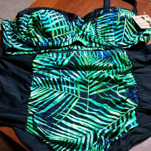 NWT HI WAIST BIKINI SIZE 22 TOP 24 BOTTOM