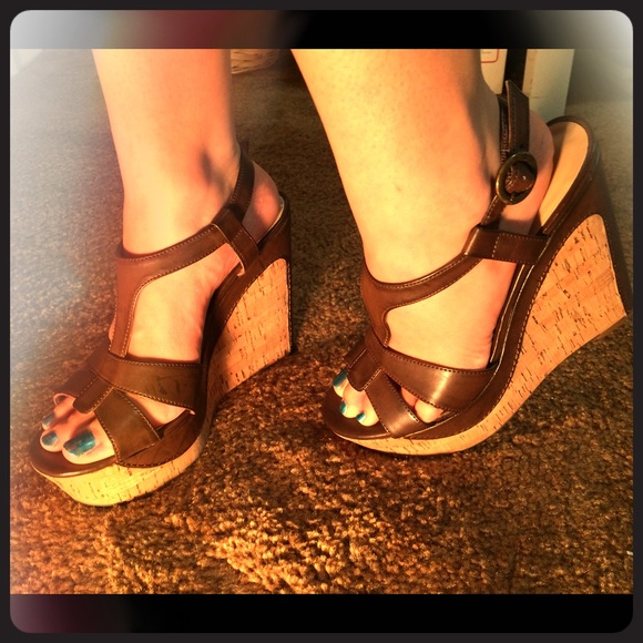 Guess cork screw wedges.