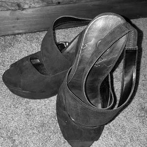 Criss-Cross Faux Suede Wedge Sandals ☆Never Worn☆