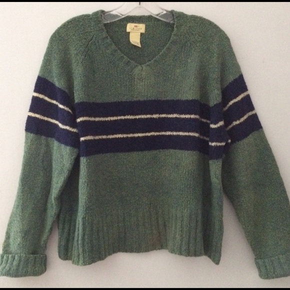 THE LIMITED MOSS GREEN V-NECK PULLOVER SWEATER